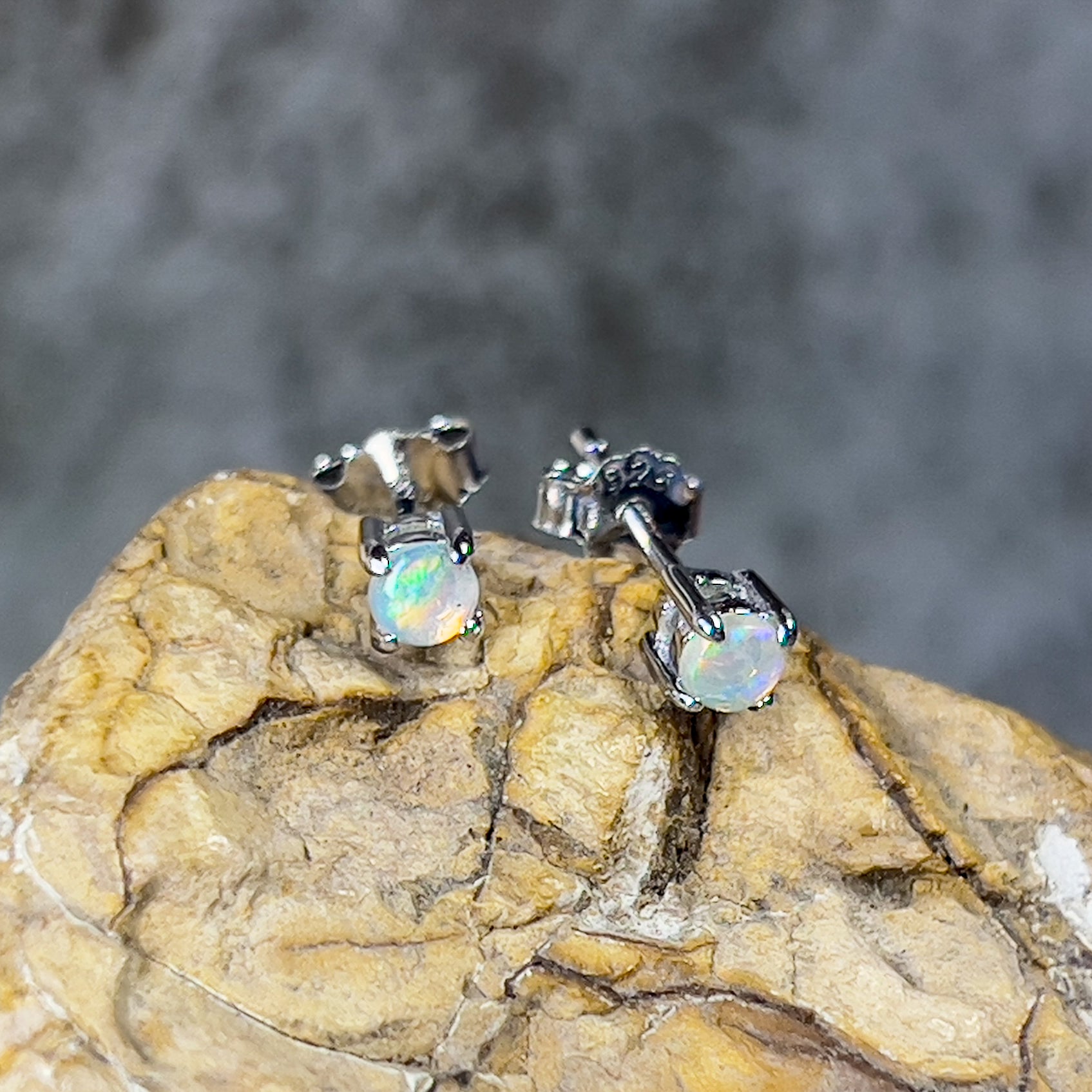 Light Flower Australian Opal Earrings - Austral Stones