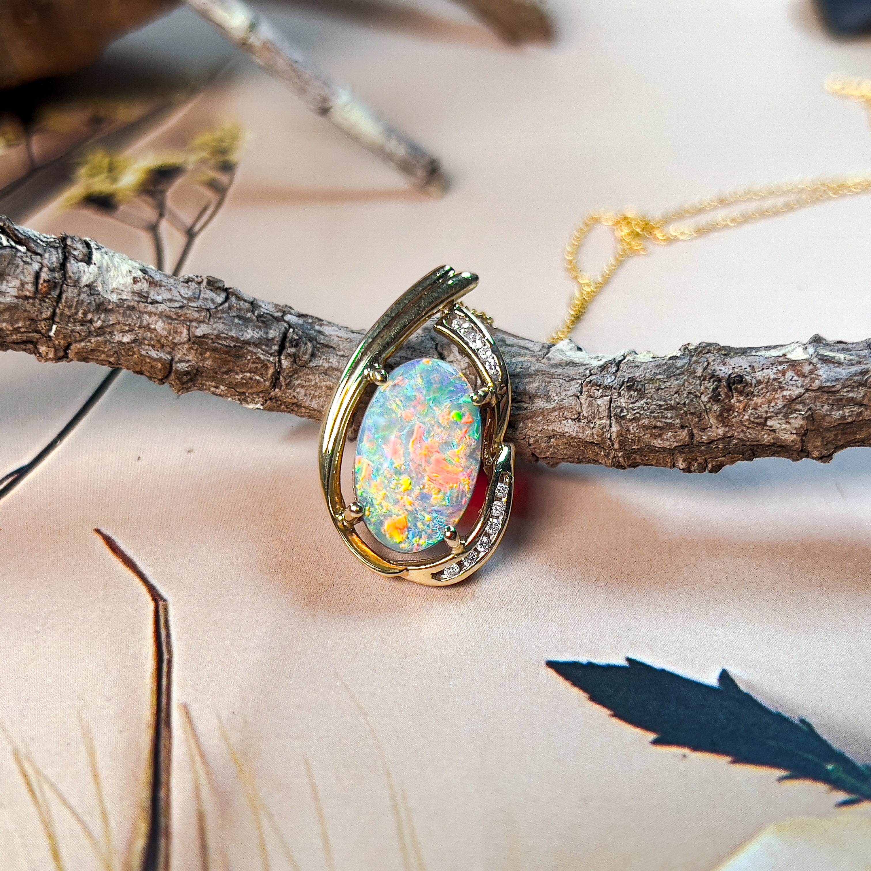 Opal pendant necklace deals gold