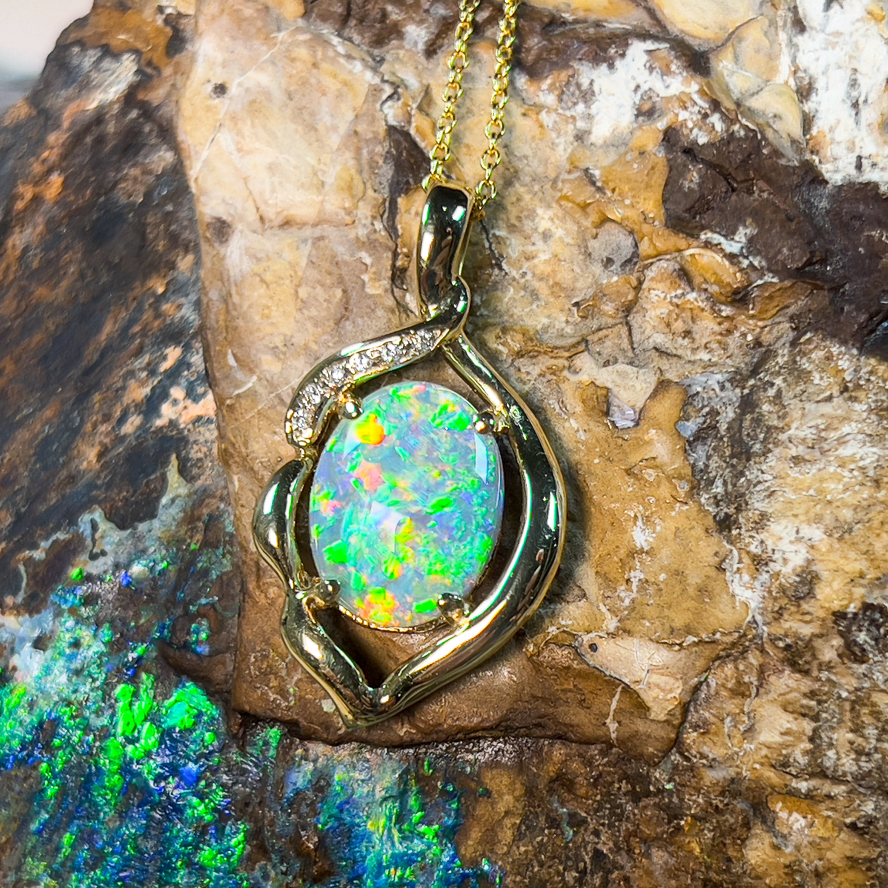 Opal necklace deals yellow gold