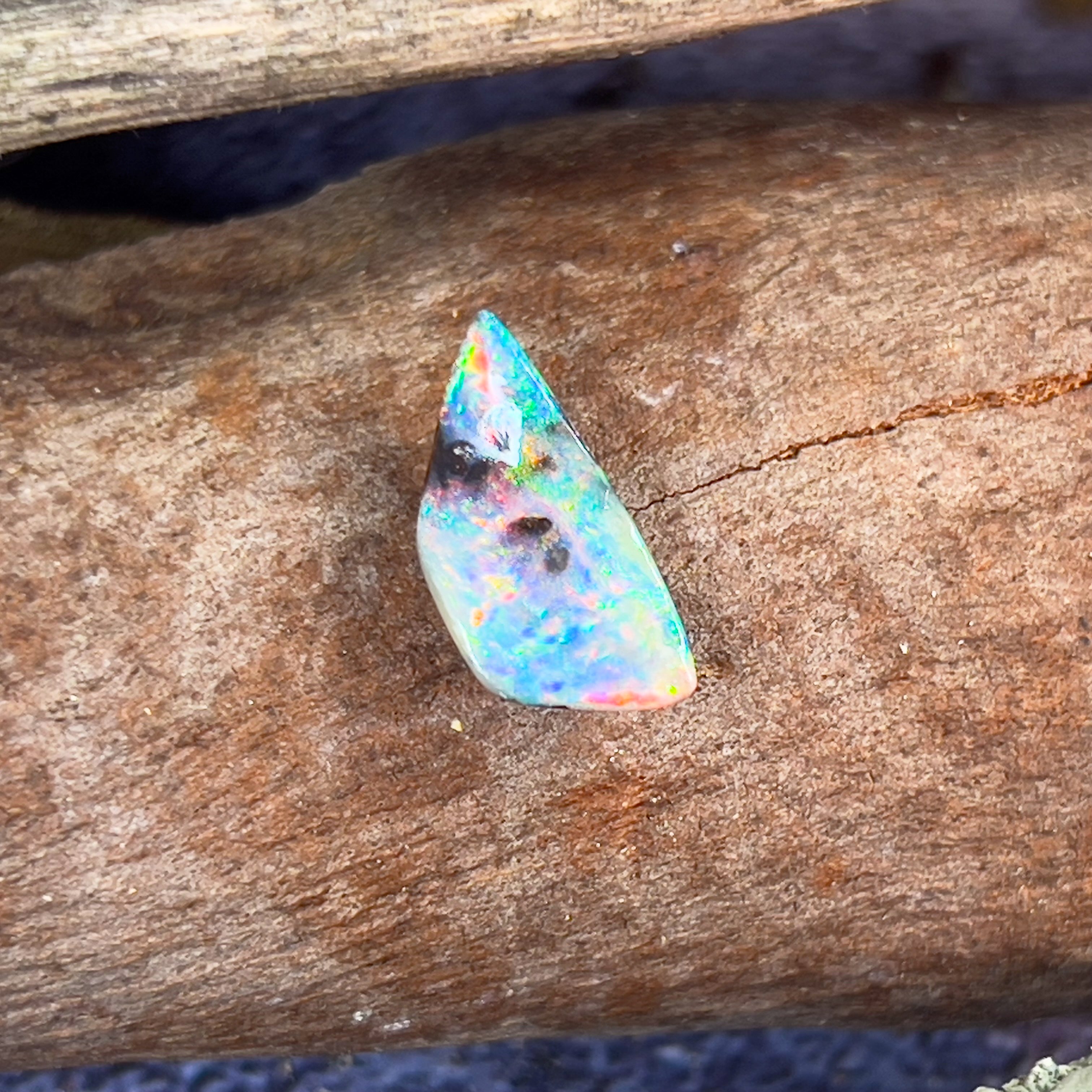 2.34ct Boulder Opal - Masterpiece Jewellery Opal & Gems Sydney Australia | Online Shop