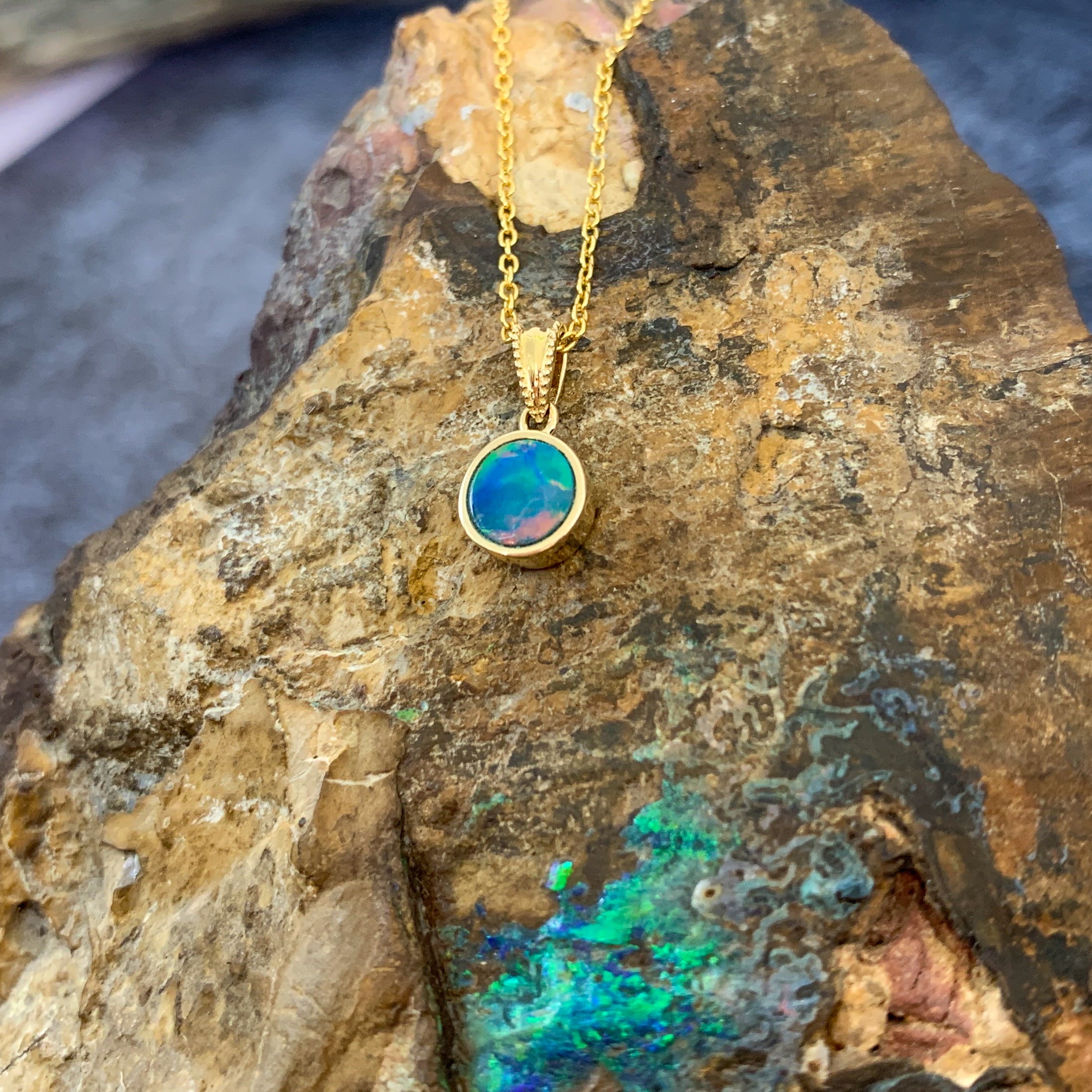 14kt Yellow Gold Opal pendant - Masterpiece Jewellery Opal & Gems Sydney Australia | Online Shop