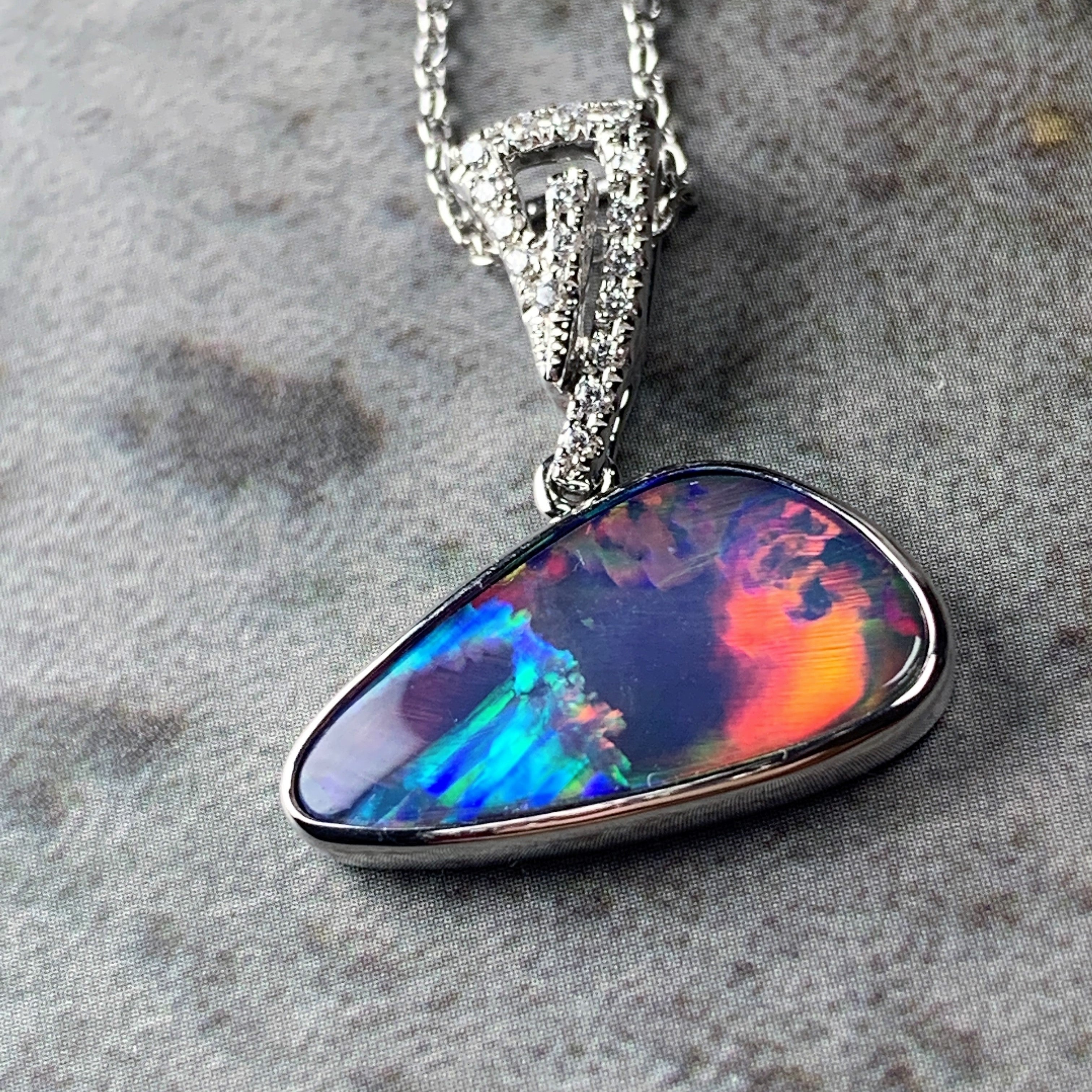 14kt White Gold Opal 3.6ct and Diamond pendant - Masterpiece Jewellery Opal & Gems Sydney Australia | Online Shop