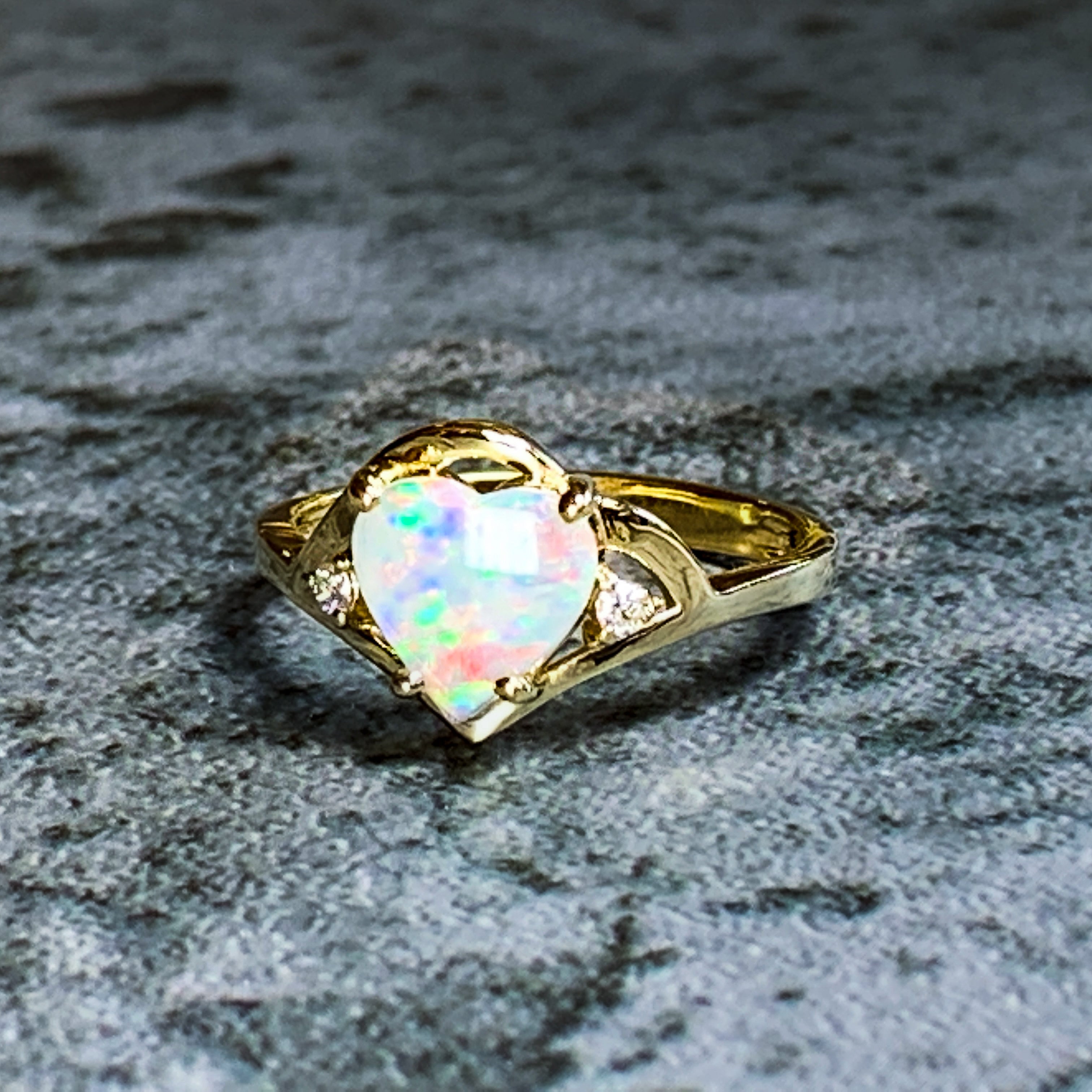 Heart shaped opal gold on sale ring